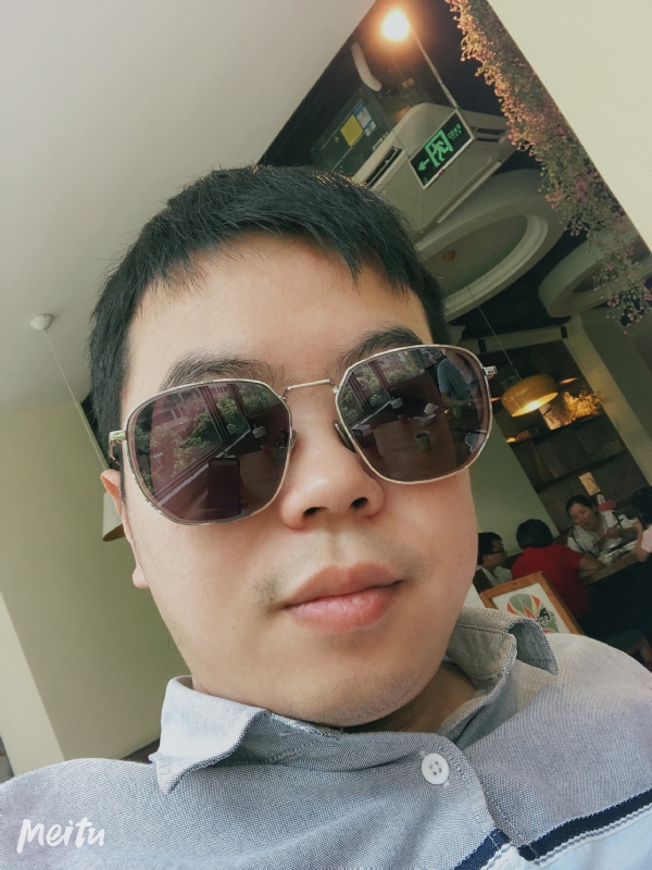 月台等路人的第一张照片--福州交友中心